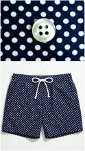 Carica l'immagine nel visualizzatore di Gallery, Boxer Mare Bermuda 100% Cotone pois blu costume da bagno Made in Italy Shorts 2 tasche laterali
