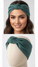 Carica l&#39;immagine nel visualizzatore di Gallery, Turbante verdone salva in cotone lino Fascia Capelli Made in Italy Hairband headband

