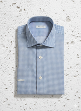 Carica l&#39;immagine nel visualizzatore di Gallery, Camicia Uomo Azzurra pied de puole azzurro tessuto lavorato alta qualità puro cotone operato oxford  Made in Italy
