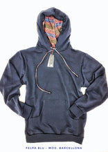 Load image into Gallery viewer, Felpa Blu con Cappuccio Design Barcellona made in Italy Fantasia 100% cotone -  Unisex Sweatshirt Blue Hoodie
