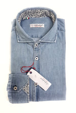 Load image into Gallery viewer, Camicia DENIM BLEACH AZZURRO CHIARO jeans inserti fantasia  puro cotone made in italy
