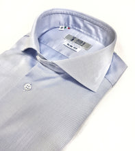 Carica l&#39;immagine nel visualizzatore di Gallery, Camicia classica Azzurra collo Francese puro cotone TWILL made in italy
