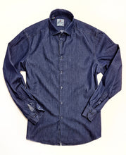 Load image into Gallery viewer, Camicia LAVATA blu jeans denim stone wash puro cotone made in italy
