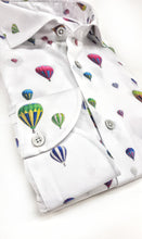 Load image into Gallery viewer, Camicia puro cotone fantasia mongolfiera travel cotone made in italy hot air ballon design
