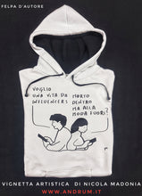 Load image into Gallery viewer, Felpa d&#39;autore Nicola Madonia vignetta artistica influencer con Cappuccio Design made in Italy Fantasia  100% cotone - Sweatshirt hoodie
