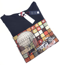 Load image into Gallery viewer, Tshirt made in Italy fantasia Rebus fashion 100% cotone jersey pettinato -DESIGN -

