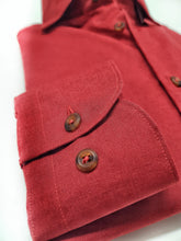 Carica l&#39;immagine nel visualizzatore di Gallery, Camicia rossa in cotone Lino Rosso made in Italy - Red Linen Shirt
