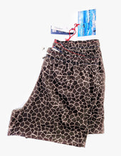 Load image into Gallery viewer, Costume da Bagno fantasia SAFARI slip interno  morbido tessuto asciugatura rapida Boxer mare uomo fantasia SAFARI con 2 tasche laterali Made in Italy
