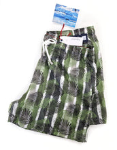 Load image into Gallery viewer, Costume da Bagno Camouflage Hawaii Box Mare puro cotone slip interno morbido Boxer mare uomo fantasia Camouflage hawaii Red con 2 tasche laterali Made in Italy
