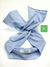 Load image into Gallery viewer, Turbante Fashion in cotone Fantasia rigata design goffrato azzurro 31 Made in Italy
