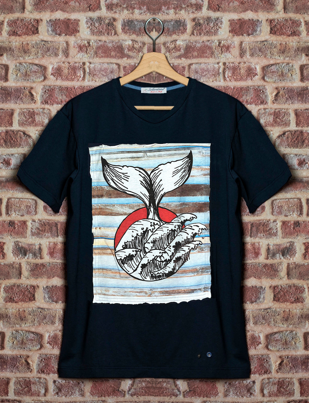 t-shirt made in Italy Fantasia wood-fish 100% fresco cotone jersey design wood-fish