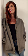 Load image into Gallery viewer, Felpa cardigan Donna Unisex grigia con Cappuccio design musicassette puro cotone made in Italy Fantasia 100% cotone Unisex Sweatshirt blue Hoodie
