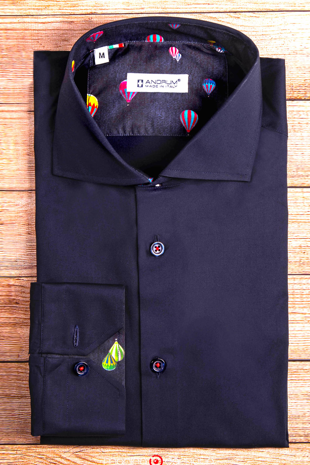 Camicia cotone Fantasia blu inserti mongolfiera nel collo e polsini made in italy