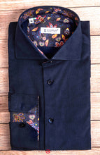 Carica l&#39;immagine nel visualizzatore di Gallery, Camicia velluto blu cotone con inserti fantasia nel collo e polsini made in italy
